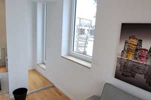 Sonne Pur: 1,5-Zimmer-Penthouse-Wohnung mit Balkon  in Bogenhausen – Revalerstr. 0, 81677 München – Vorschaubild 8