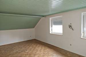 Neuwertiges 10-Zimmer Haus in Thyrnau mit 300 m² Wohnfläche – Alte Straße 10, 94136 Thyrnau – Vorschaubild 24