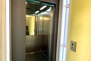 2 Zimmer Altbauwohnung mit Balkon im schönen Samariterkiez – Ebertystraße 32, 10245 Friedrichshain, Berlin – Vorschaubild 24