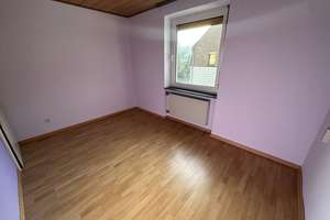 Ansprechendes Einfamilienhaus mit Einliegerwohnung und großem Grundstück in Raubach – Die vollständige Adresse der Immobilie erhältst du vom Anbieter., 56316 Raubach – Vorschaubild 18