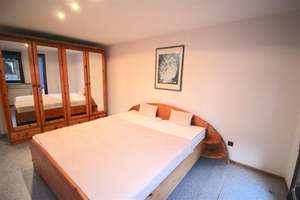 3 Wohnungen oder 5 Apartments: Wohnhaus möbliert, mit Gewerbefläche am Marktplatz in Homberg (Efze)  – Die vollständige Adresse der Immobilie erhältst du vom Anbieter., 34576 Homberg (Efze) – Vorschaubild 33