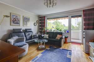 Komfortable 3-Zimmer-Wohnung mit Aufzug, Südbalkon und modernisiertem Interieur – Die vollständige Adresse der Immobilie erhältst du vom Anbieter., 12353 Buckow, Berlin – Vorschaubild 1