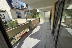 Stilvolle, lichtdurchflutete 4-Zimmer-Wohnung mit Balkon in München – München – Vorschaubild 2