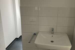 Frisch sanierte 2-Zimmer-Wohnung im Erdgeschoss mit eigener Terrasse – 40235 Flingern Nord, Düsseldorf – Vorschaubild 7