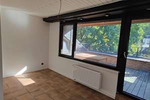 Großzügige, lichtdurchflutete Wohnung mit Balkon und Blick Richtung Stadtwald in gefragter Lage – Lotharstraße 44, 53115 Kessenich, Bonn – Vorschaubild 9