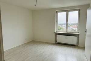 Schöne 3 Zimmerwohnung mit Balkon – Pfitznerstr. 15, 85057 Nordwest, Ingolstadt – Vorschaubild 6