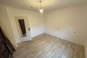 Bezugsfrei, Renovierte 2,5 Zi., 4. OG, sehr guter Zuschnitt, EBK, Balkon, Aufzug, Erbpacht – Moskauer Straße 3, 67069 Pfingstweide, Ludwigshafen am Rhein – Vorschaubild 9