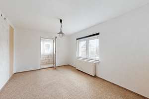 Freistehendes Einfamilienhaus mit Garten und Garage | Ausbaupotenzial I Siedlungslage – 4288 Holzhausen, Leipzig – Vorschaubild 2
