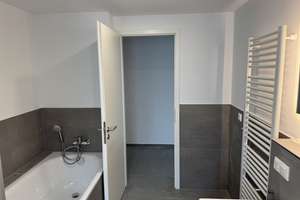Erstbezug | Sonnige 3,5-Zimmer Wohnung | Einbauküche | Balkon | Einzelgarage | KFW55 | ER-Zentrum – Anton-Bruckner-Straße 8, 91052 Röthelheim, Erlangen – Vorschaubild 26