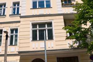 Wohnen mit Charakter im Jugendstil: 2-Zimmer-Wohnung in Berlin-Prenzlauer Berg – Käthe-Niederkirchner-Strasse 36, 10407 Prenzlauer Berg, Berlin – Vorschaubild 2