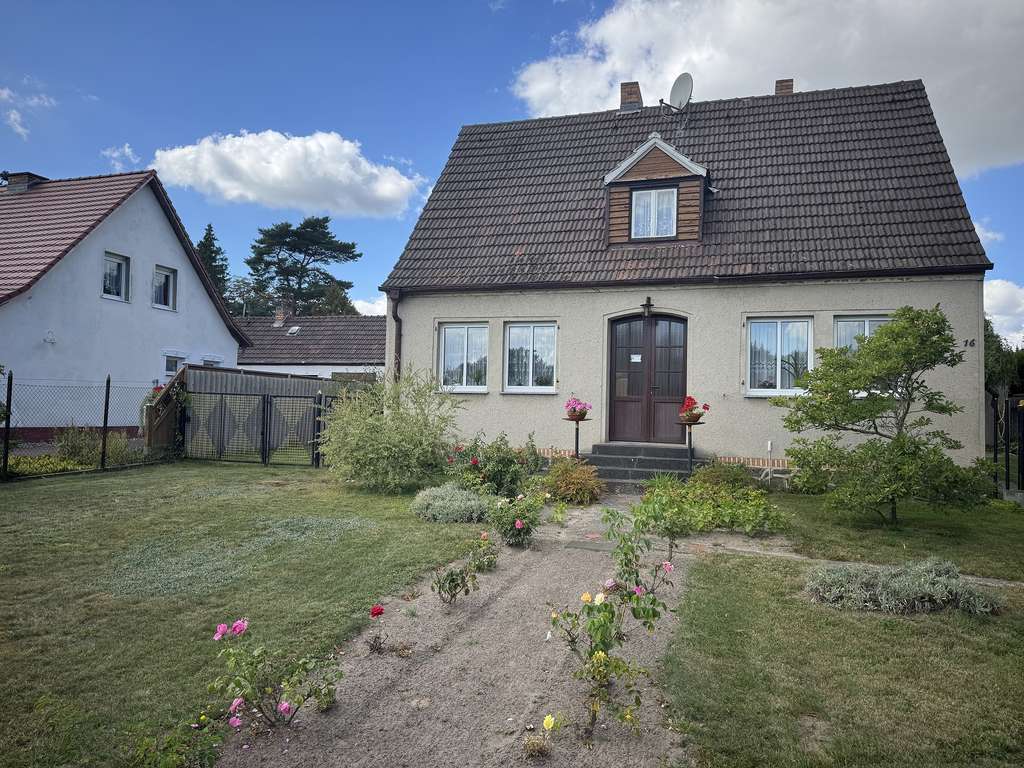 Immobilie in Sarnow - Haus mit Potential und großem Grundstück !!! Ca. 12 km von Anklam entfernt !!! - Bild 0