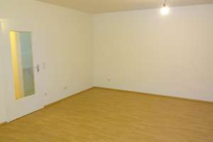 2-Zimmer Wohnung mit Balkon in Düsseldorf-Kaiserswerth – Die vollständige Adresse der Immobilie erhältst du vom Anbieter., 40489 Kaiserswerth, Düsseldorf – Vorschaubild 4