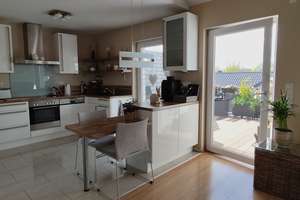 Maisonette-Wohnung BJ 2007  91 m² / Süd-Balkon / Fußbodenheizung / Garage / Wallbox / Provisionsfrei – Die vollständige Adresse der Immobilie erhältst du vom Anbieter., 41199 Odenkirchen-Mitte, Mönchengladbach – Vorschaubild 10