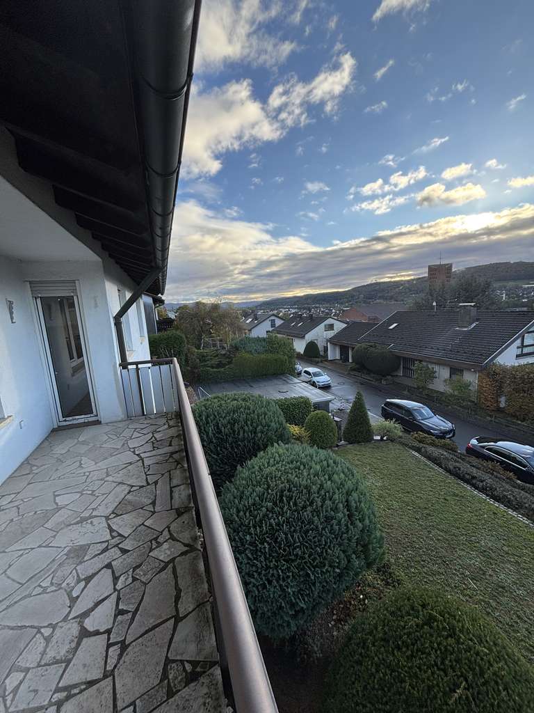 Den Blick in die Ferne schweifen lassen