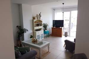 Breinig: Modernes EFH im Grünen mit Fernblick, Terrasse, Dachterrasse, Garten, Garage mit Anbauteil