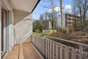 DIREKT EINZIEHEN & WOHLFÜHLEN - HOCHWERTIG RENOVIERTE 3-ZI-WHG MIT SÜD-LOGGIA IM HERZEN VON STEGLITZ – 12169 Steglitz, Berlin – Vorschaubild 10