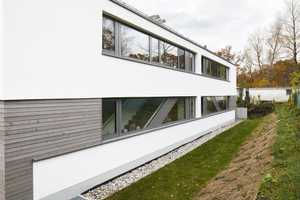 4-Zimmer-Doppelhaushälfte mit luxuriöser Innenausstattung, EBK und zwei Tiefgaragenstellplätzen – An der Tränk 8b, 82418 Garmisch-Partenkirchen (Kreis) – Vorschaubild 3