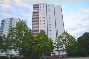 3-Zimmer-Wohnung mit Balkon, EBK & Weitblick im 11. OG - modernisiert und barrierefrei