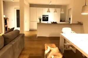 Stilvoll & Modern: Exklusive Doppelhaushälfte in Bestlage von Bad Bramstedt mit unverbaubarem Blick – An der Osterau 22b, 24576 Segeberg (Kreis) – Vorschaubild 12