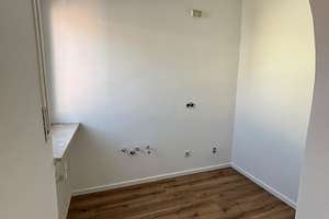 Renovierte 3-Zimmer-Wohnung PROVISIONSFREI – Die vollständige Adresse der Immobilie erhältst du vom Anbieter., 86153 Stadtjägerviertel, Augsburg – Vorschaubild 3