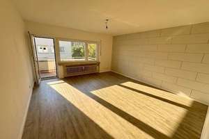 Sofort bezugsfrei: 3-Zimmer-Wohnung mit Garagenstellplatz
