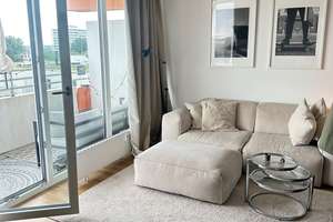 Wunderschöne 2-Zimmer Wohnung im 7. OG mit Balkon in Schwabing – Leopoldstrasse 206, 80804 Neufreimann, München – Vorschaubild 3