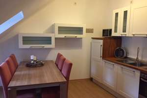 Gemütliche 2ZKB Dachgeschosswohnung in der Fußgängerzone - provisionsfrei – Neustraße 16, 54290 Mitte/Gartenfeld, Trier – Vorschaubild 2