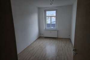 3 - Raumwohnung mit Laminat, Balkon – St. Michael Str. 9, 39112 Sudenburg, Magdeburg – Vorschaubild 8