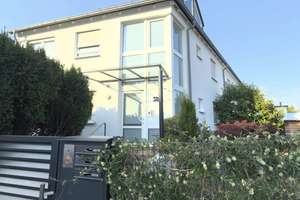 Bezugsfreie 3-Zimmer-Wohnung mit Garten, überdachter Terrasse und Garage in Frankfurt-Fechenheim