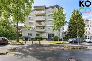 Großzügige 4-Zimmer-Wohnung mit Kamin, Balkon & Schwimmbad in Düsseldorf-Gerresheim – Die vollständige Adresse der Immobilie erhältst du vom Anbieter., 40625 Gerresheim, Düsseldorf – Vorschaubild 9