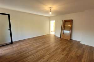 3 Zimmer mit Balkon in Köln-Pesch – 50767 Pesch, Köln – Vorschaubild 2