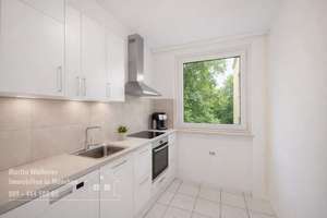 Helle schöne 3-Zimmer-Wohnung mit Balkon – Die vollständige Adresse der Immobilie erhältst du vom Anbieter., 81477 Solln, München – Vorschaubild 2