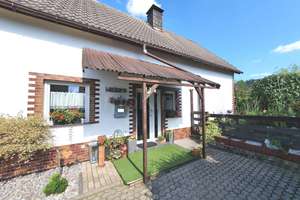 ++ FREISTEHENDES 1-2 FAMILIENHAUS + SONNENTERRASSEN + GARTEN IN GUTER LAGE!! ++ – Die vollständige Adresse der Immobilie erhältst du vom Anbieter., 52156 Monschau – Vorschaubild 12