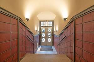 Exklusive 7- Zimmer Eigentumswohnung in Rotherbaum – Großzügiges Wohnen mit Balkon und Kamin – Die vollständige Adresse der Immobilie erhältst du vom Anbieter., 20146 Rotherbaum, Hamburg – Vorschaubild 4