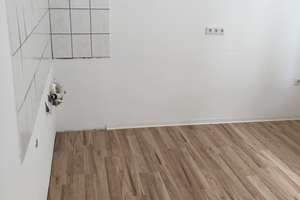 Sehr schöne 3 Raum Wohnung im Zentrum von Oberhausen – Elsässerstrasse 44, 46045 Altstadt-Mitte, Oberhausen – Vorschaubild 10