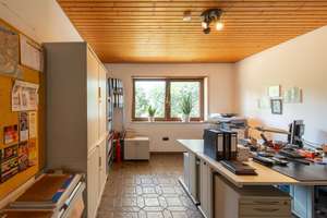 Familienfreundliche 4,5-Zimmer-Wohnung in guter Lage mit ruhigem Garten von Heidelberg- Kirchheim – Die vollständige Adresse der Immobilie erhältst du vom Anbieter., 69124 Kirchheim, Heidelberg – Vorschaubild 10