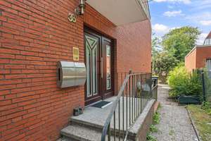 Bremen - Arsten | Zweifamilienhaus mit großem Garten - ideal für Familien oder Kapitalanleger – Die vollständige Adresse der Immobilie erhältst du vom Anbieter., 28279 Arsten, Bremen – Vorschaubild 3
