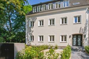 Exklusives 3-Familienhaus mit Gartenmaisonette