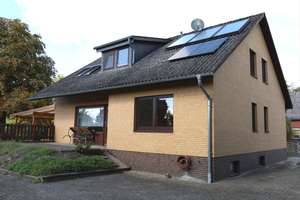 Gepflegtes Einfamilienhaus mit Einliegerwohnung, Doppelgarage und Nebengeb. in Gusborn – Die vollständige Adresse der Immobilie erhältst du vom Anbieter., 29476 Gusborn – Vorschaubild 2
