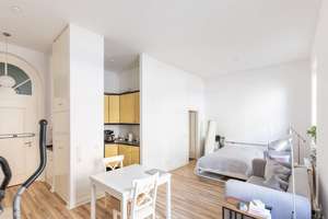 Hochwertige Altbau-Erdgeschosswohnung in Düsseldorf-Friedrichstadt – Die vollständige Adresse der Immobilie erhältst du vom Anbieter., 40215 Friedrichstadt, Düsseldorf – Vorschaubild 4