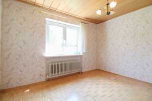 Charmantes Zweifamilienhaus mit 6 Zimmern, Garten und Doppelgarage – Rems-Murr-Kreis – Vorschaubild 12