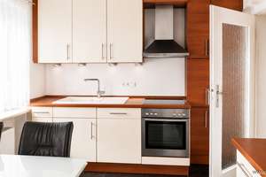 Charmante 4-Zi.-Altbauwohnung mit Fischgrätparkett, 2 Bädern, Hobbyraum nähe Hirschgarten – Die vollständige Adresse der Immobilie erhältst du vom Anbieter., 80634 Neuhausen, München – Vorschaubild 9