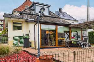 Einfamilienhaus + 3 Familienhaus zu verkaufen!  – Die vollständige Adresse der Immobilie erhältst du vom Anbieter., 33647 Brackwede, Bielefeld – Vorschaubild 1