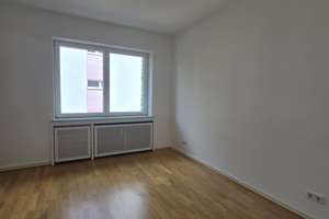 Dreiraum-Flairgnügen mit Balkon ! Grüner wohnen geht kaum – außer Sie ziehen direkt in den Wald.... – Quadenhofstraße 60, 40625 Gerresheim, Düsseldorf – Vorschaubild 7