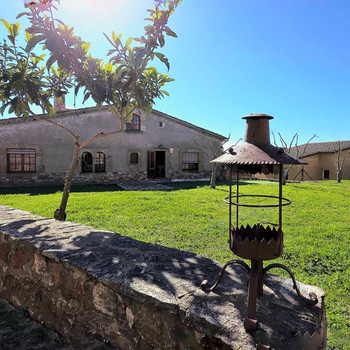 CHALET-HAUS RUSTIKAL IN BEGUR