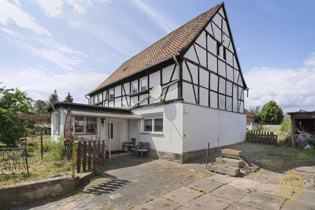 Immobilie in Eilsleben - „Weitläufiges Grundstück mit Fachwerkhaus in Drakenstedt – sanieren, gestalten oder neu bebauen“ - Bild 2