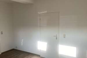 Wunderschöne 2-Zimmer-Dachgeschoß-Wohnung! – Franz-Grashof-Str. 40, 68199 Neckarau, Mannheim – Vorschaubild 4