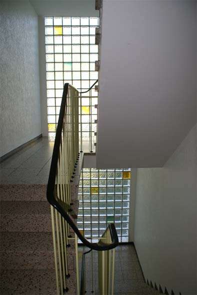 Maklerfrei! 2 Zimmer DG Whg, Am Pfad 4, 40670 Meerbusch, Neuss Rhein Kreis – Bild 2