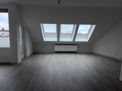 Attraktive Single-Wohnung mit Balkon und Wannenbad!