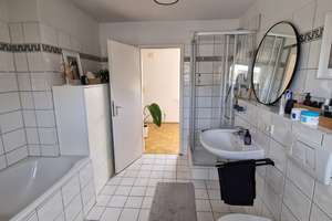 Charmante DG Whg. im 5.OG (kein Aufzug) nähe Nordstraße. – 40477 Pempelfort, Düsseldorf – Vorschaubild 11